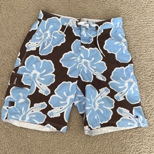 Men’s swimming trunks
